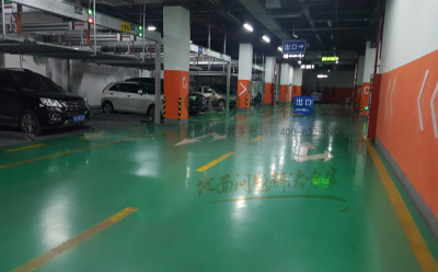 丁青丁青环氧地坪施工中的注意事项及常见问题解决指南